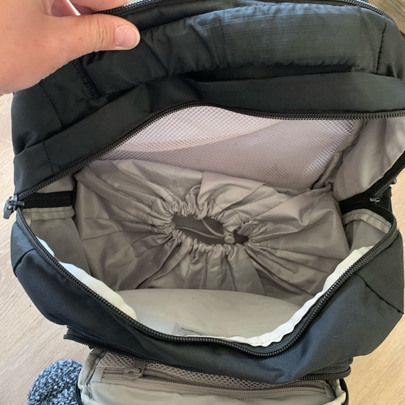 Packsafe Camera Backpack - Picture 4 of 12